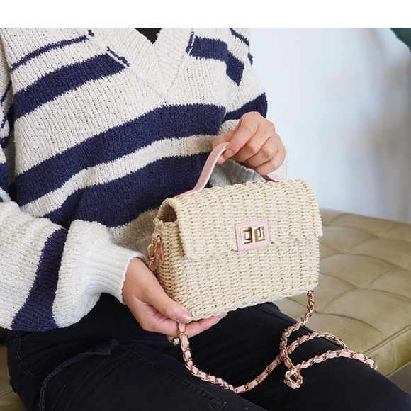 Natural/Ivory Sift Straw Purse w/Chain - Picture 7 of 16